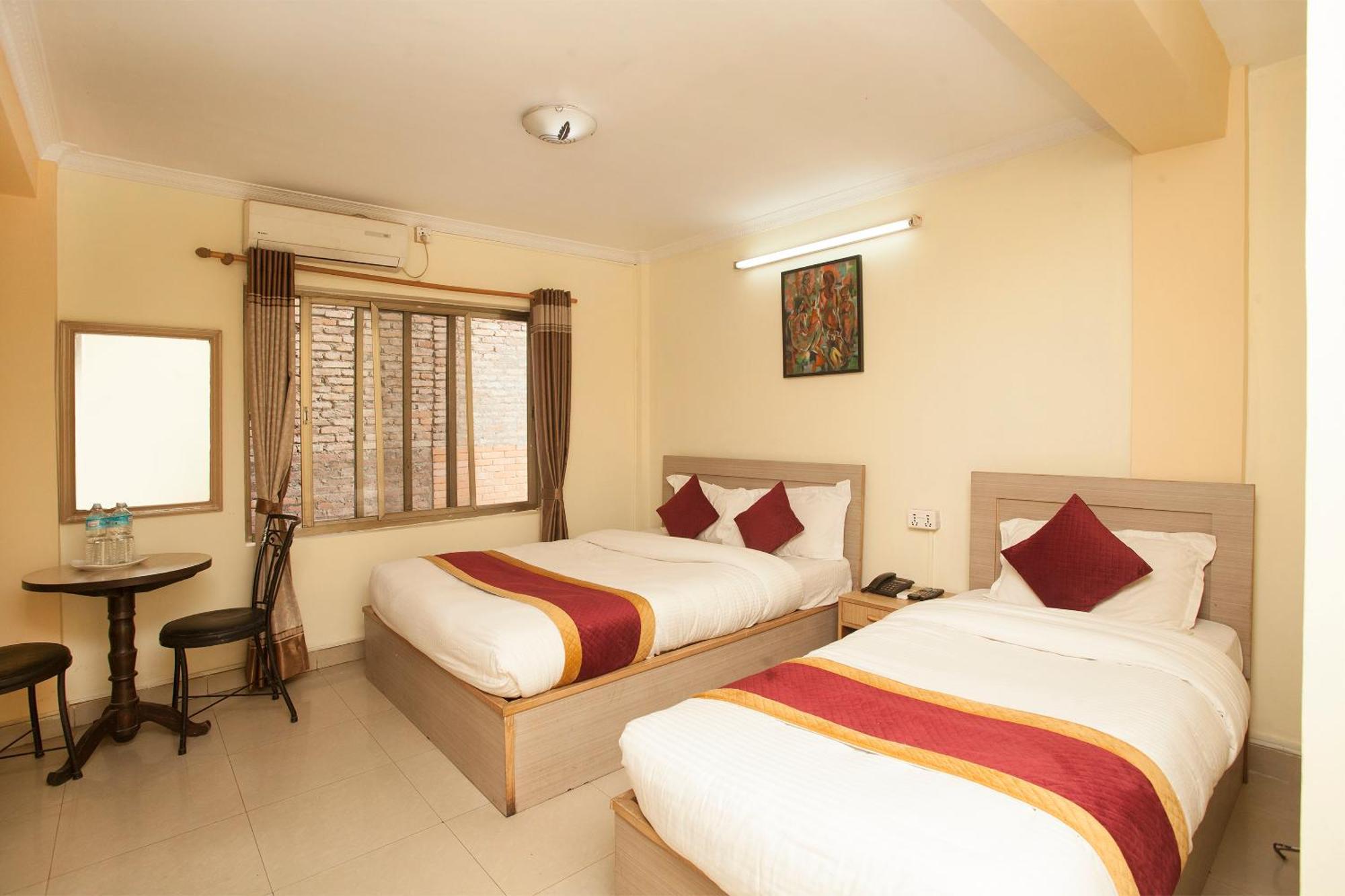 Hotel Mountain Gateway Kathmandu Esterno foto