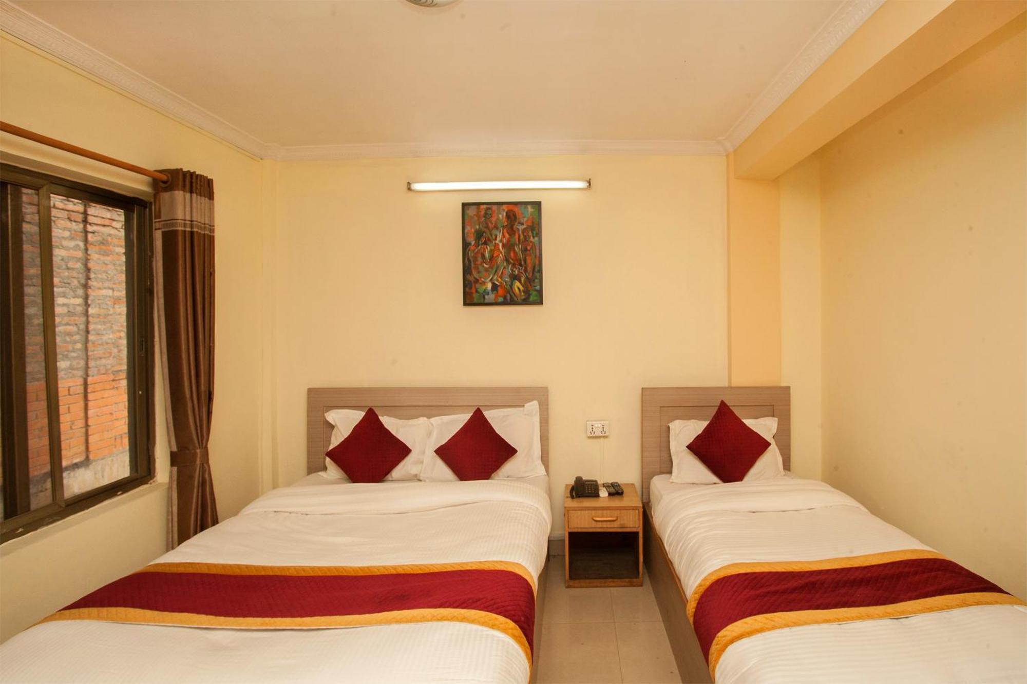 Hotel Mountain Gateway Kathmandu Esterno foto