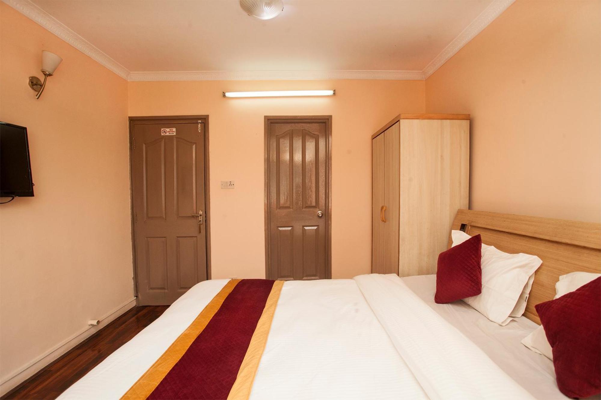 Hotel Mountain Gateway Kathmandu Esterno foto