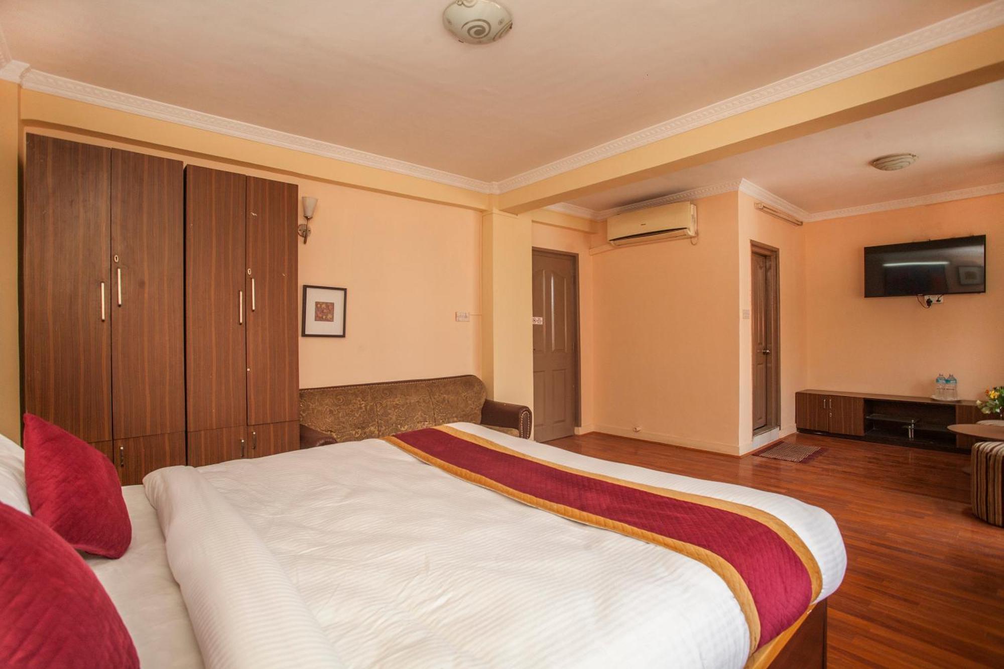 Hotel Mountain Gateway Kathmandu Esterno foto