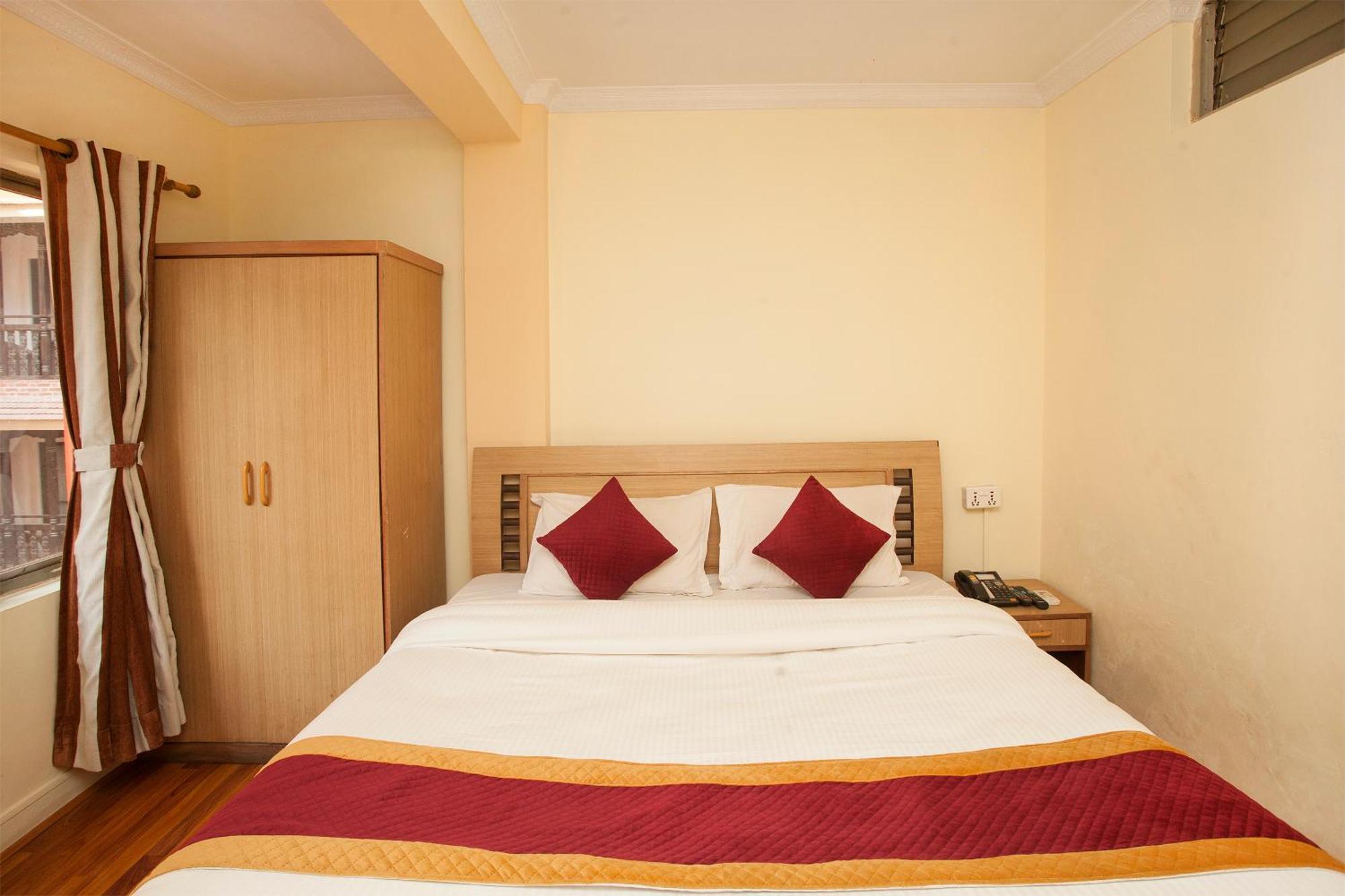 Hotel Mountain Gateway Kathmandu Esterno foto
