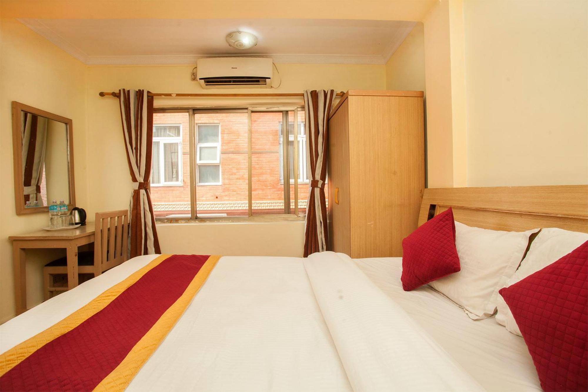 Hotel Mountain Gateway Kathmandu Esterno foto