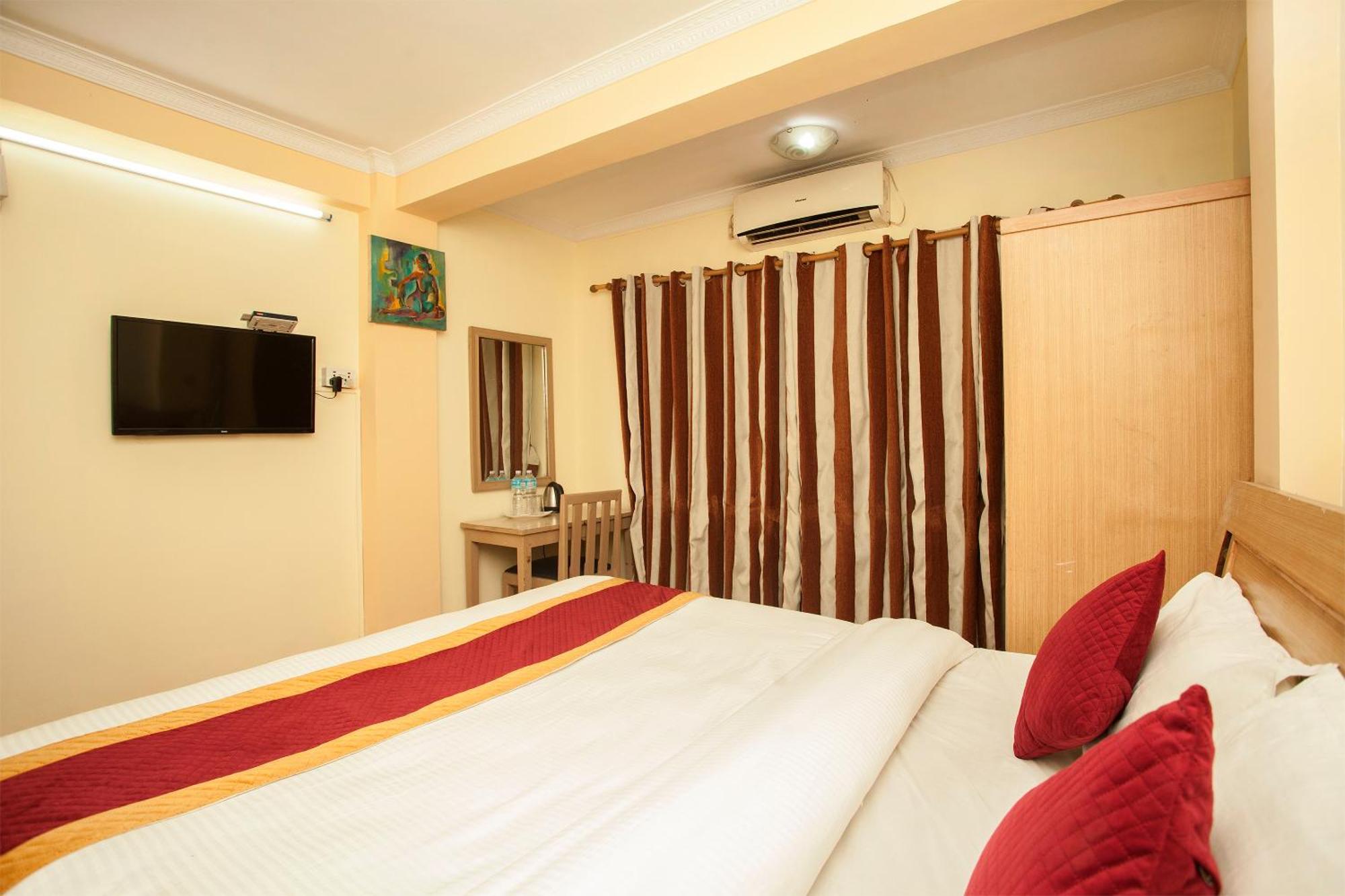 Hotel Mountain Gateway Kathmandu Esterno foto